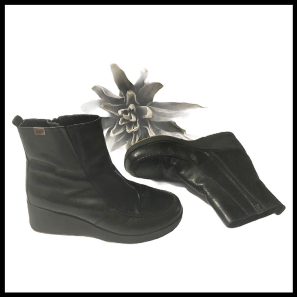 Hush PUPPIES Norie Ankle Boot
